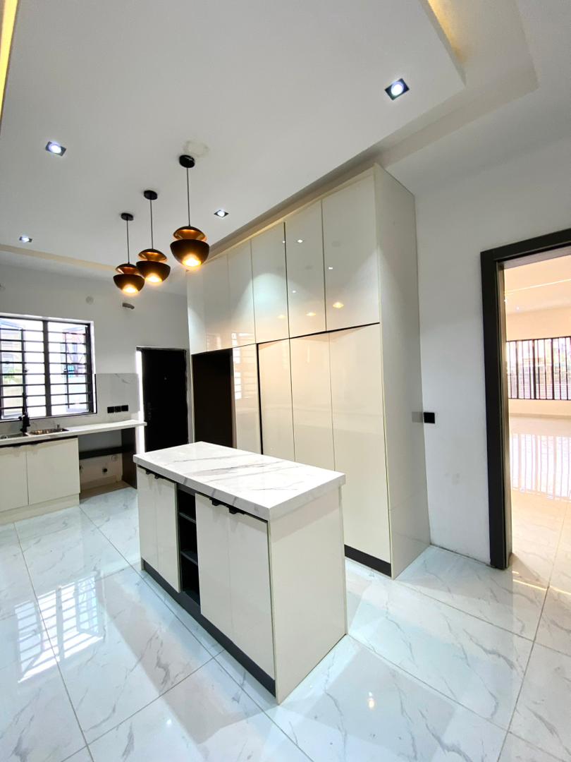 4 BEDROOM TERRACED DUPLEX WITH BQ, POOL And GYM
