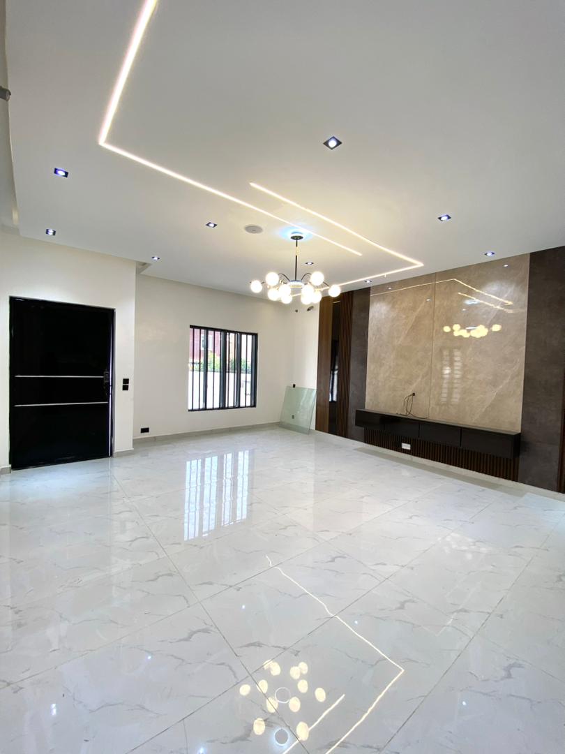 4 BEDROOM TERRACED DUPLEX WITH BQ, POOL And GYM