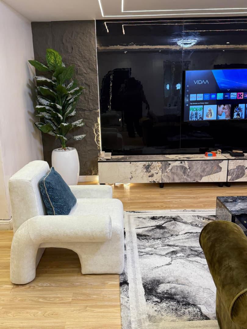3 Bedroom Apartment with BQ
