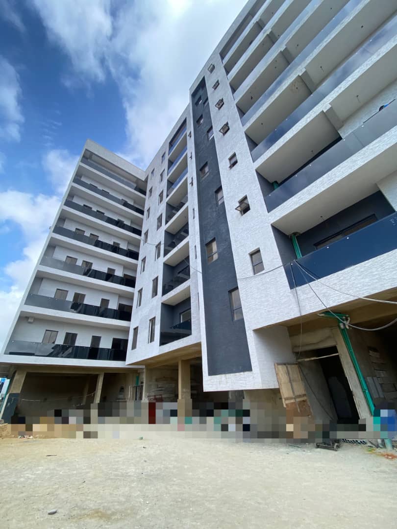 2 And 3 BEDROOM APARTMENT WITH SWIMMING POOL- ONIRU