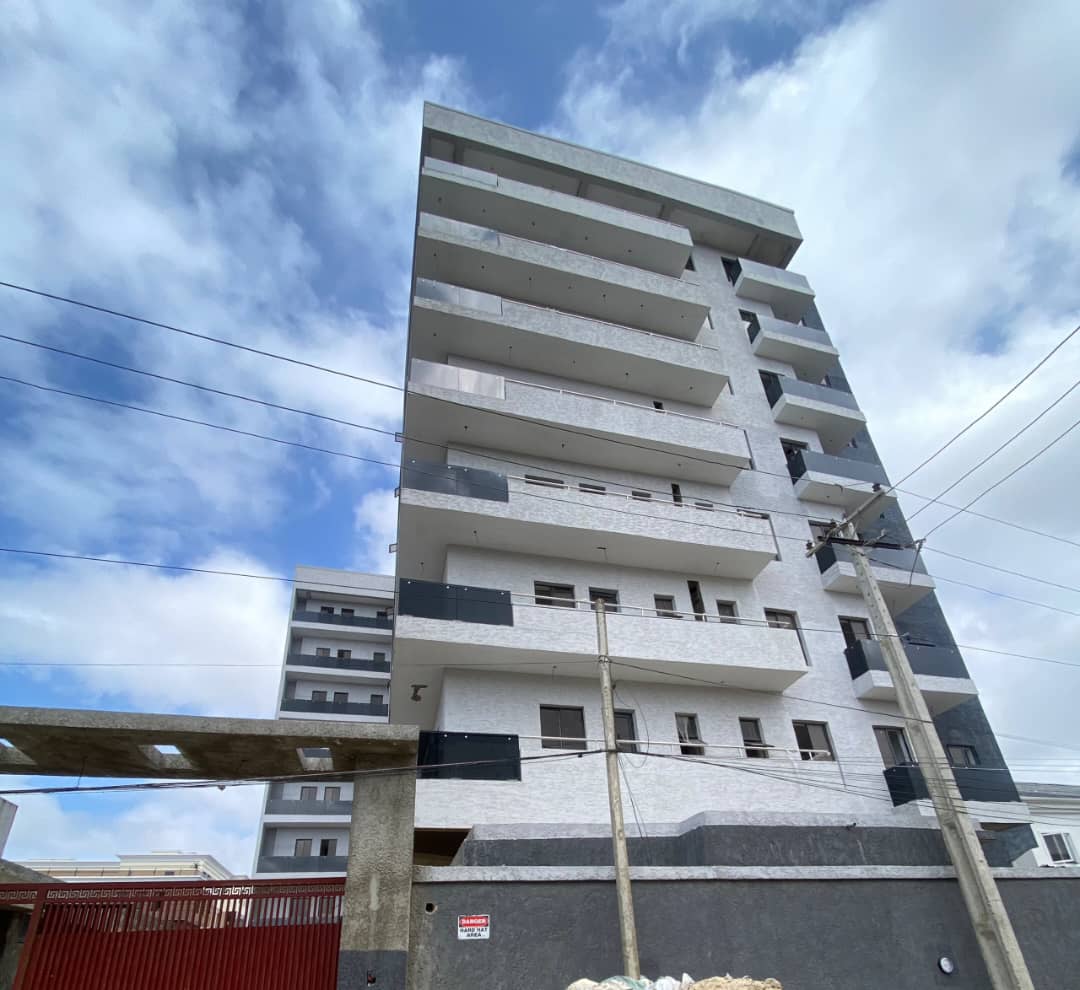 2 And 3 BEDROOM APARTMENT WITH SWIMMING POOL- ONIRU