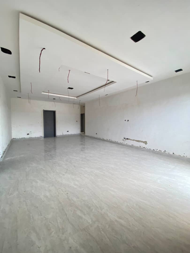 2 And 3 BEDROOM APARTMENT WITH SWIMMING POOL- ONIRU