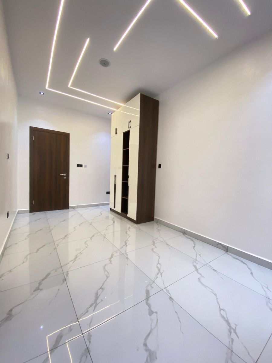 2 And 3 BEDROOM APARTMENTS - IKATE LEKKI