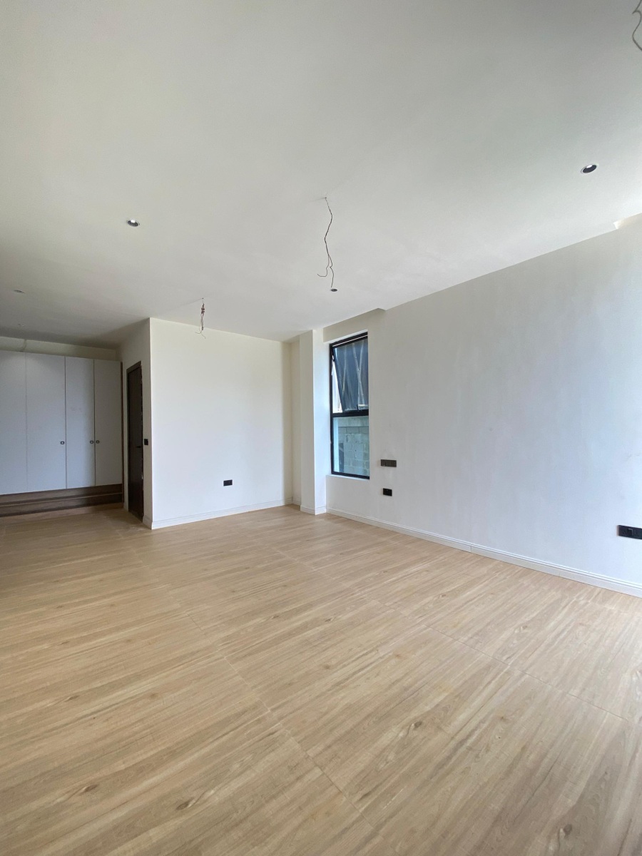 2,3,4 BEDROOM FLAT AND MAISONETTE-IKATE LEKKI