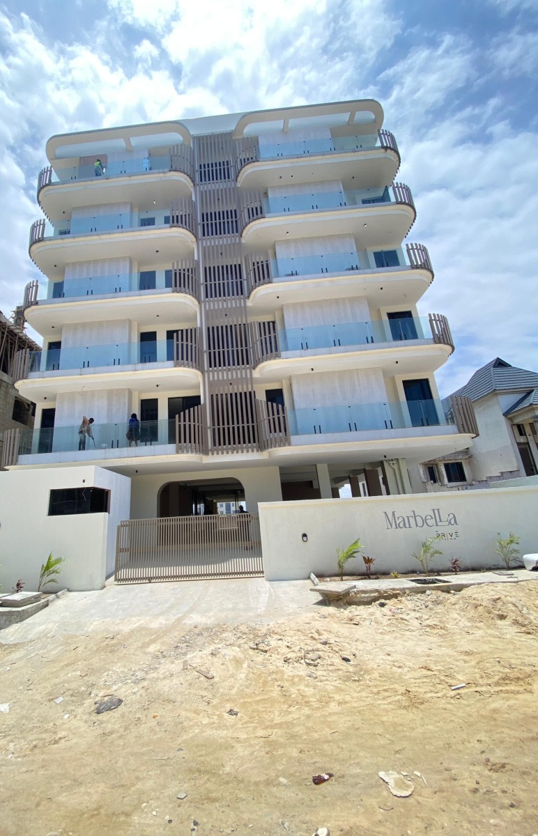 2,3,4 BEDROOM FLAT AND MAISONETTE-IKATE LEKKI