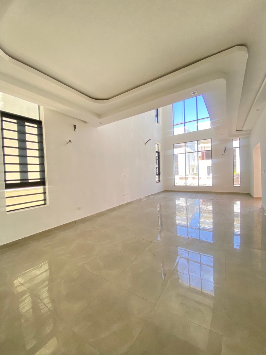 5 BEDROOM FULLY DETACHED DUPLEX WITH BQ- LEKKI