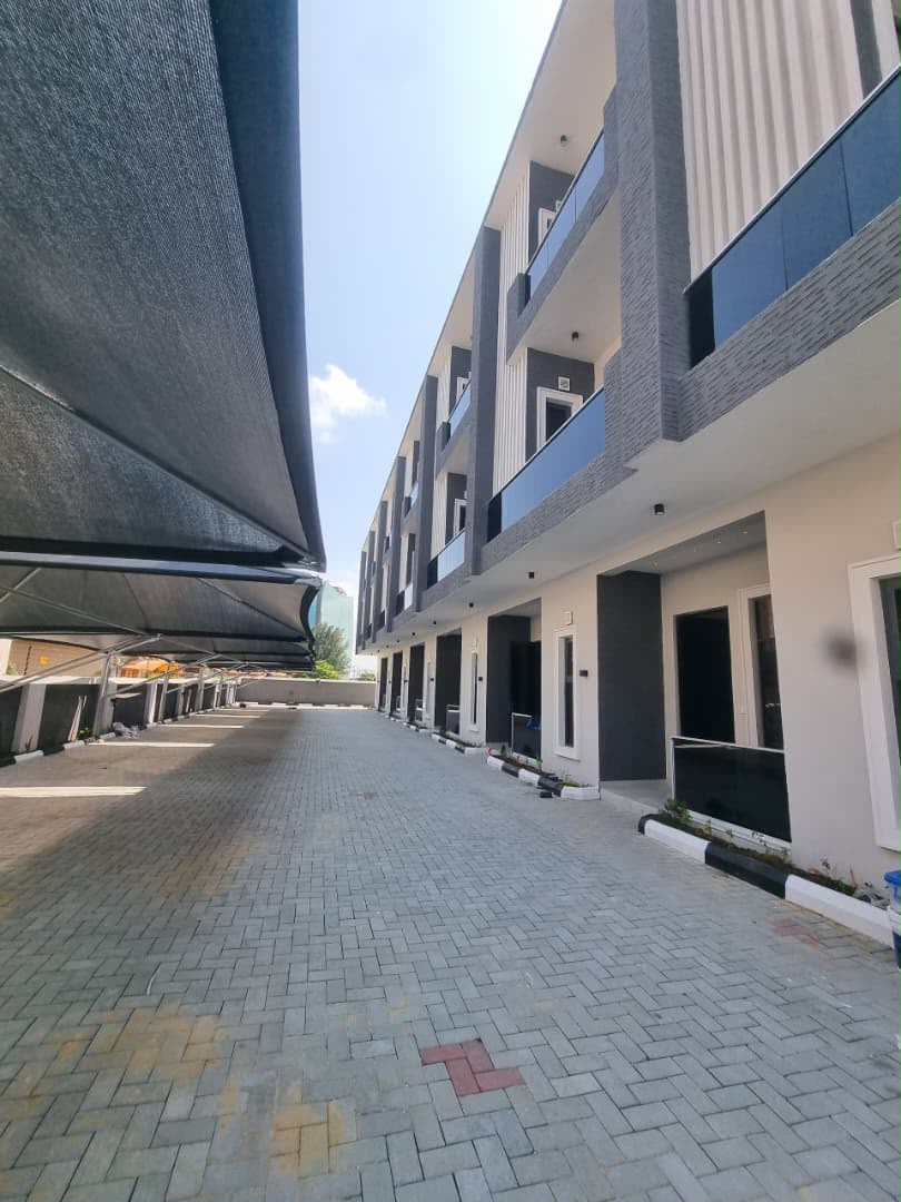 4 Bedroom Terrace -Oniru, VI