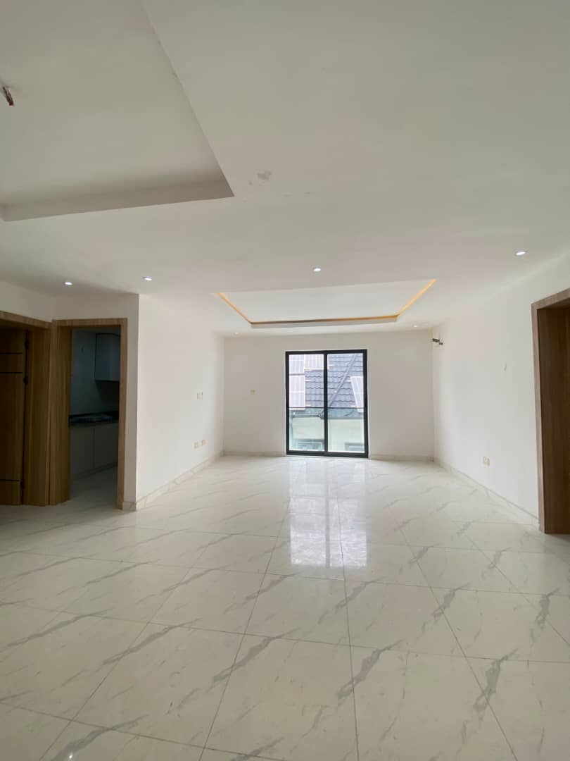 2 BEDROOM APARTMENT LEKKI