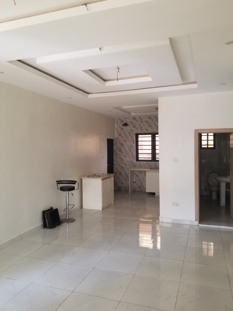2 BEDROOM FLAT LEKKI
