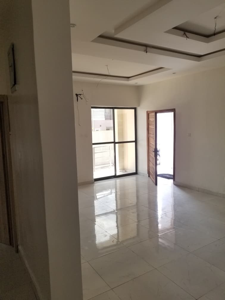 2 BEDROOM FLAT LEKKI
