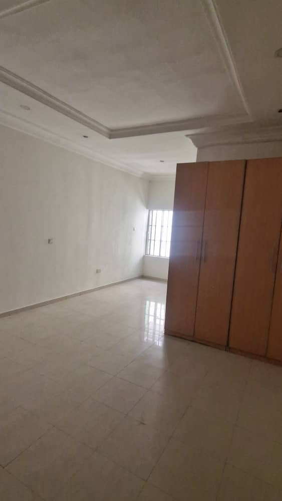 4 BEDROOM TERRACE DUPLEX WITH A ROOM BQ