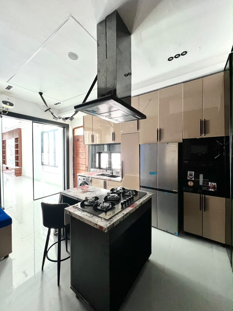 4 BEDROOM DETACHED DUPLEX WITH BQ