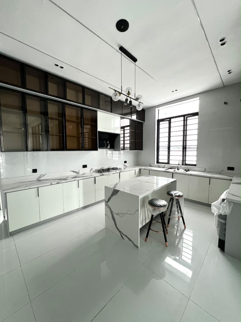 5 BEDROOM DETACHED DUPLEX WITH SWIMMING POOL AND BQ