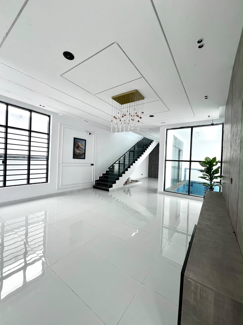 5 BEDROOM DETACHED DUPLEX WITH SWIMMING POOL AND BQ