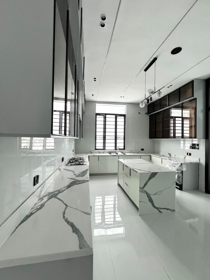 5 BEDROOM DETACHED DUPLEX WITH SWIMMING POOL AND BQ