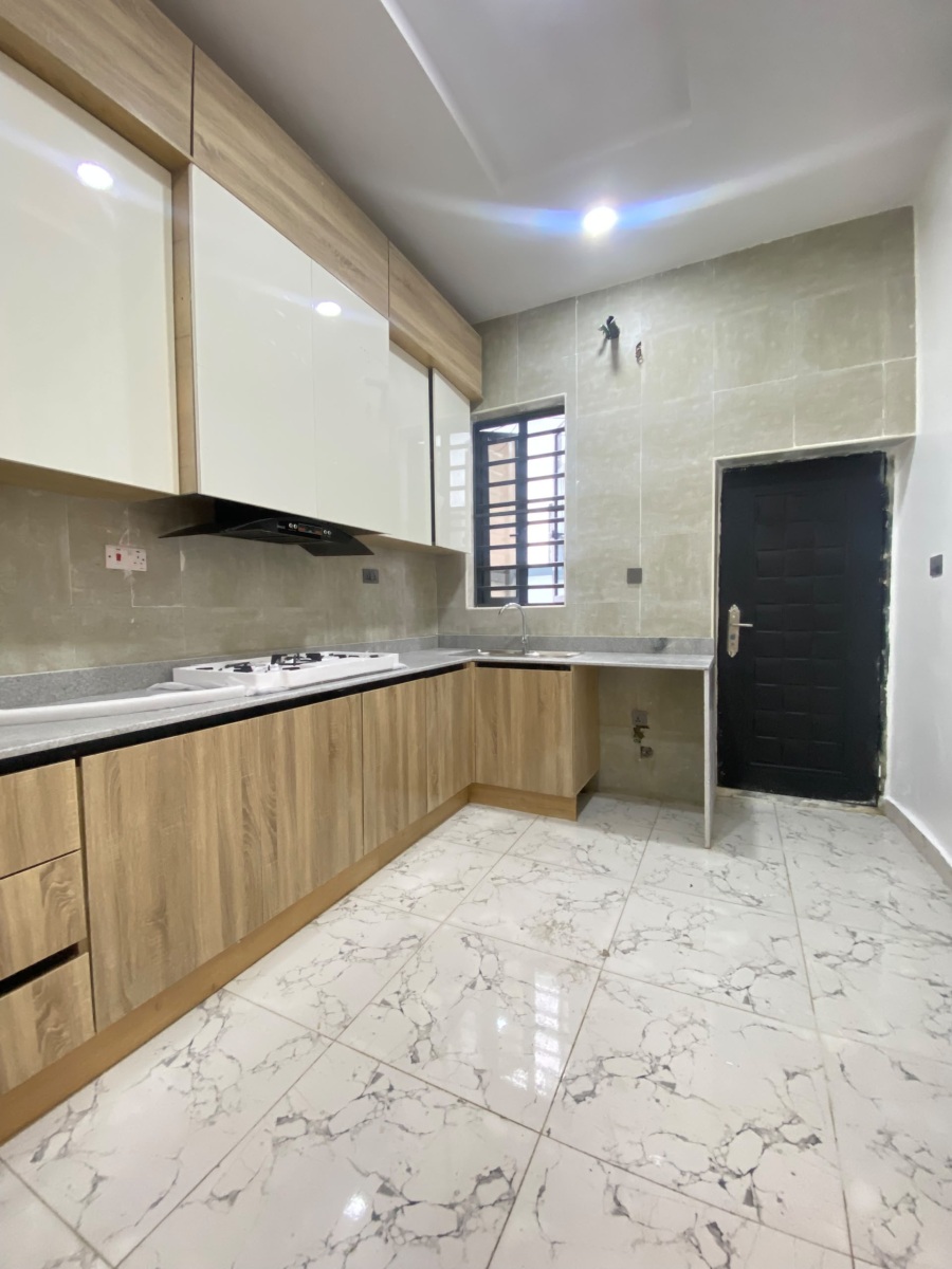 4 BEDROOM TERRACED DUPLEX WITH SWIMMING POOL AND GYM