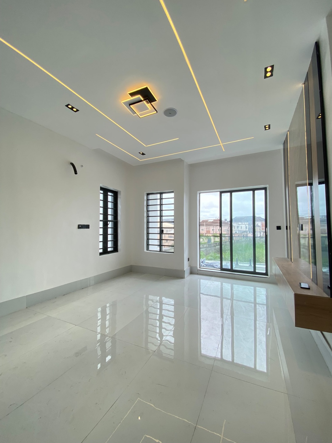 4 BEDROOM SEMI DETACHED-DUPLEX WITH BQ