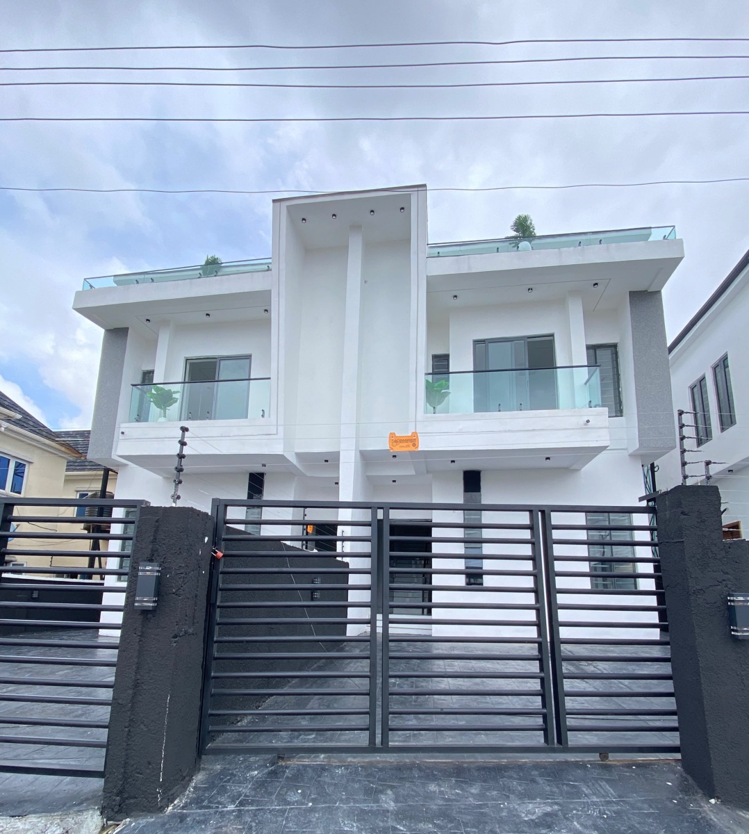 4 BEDROOM SEMI DETACHED-DUPLEX WITH BQ