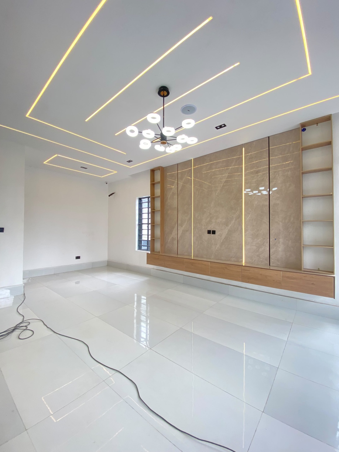 4 BEDROOM SEMI DETACHED-DUPLEX WITH BQ