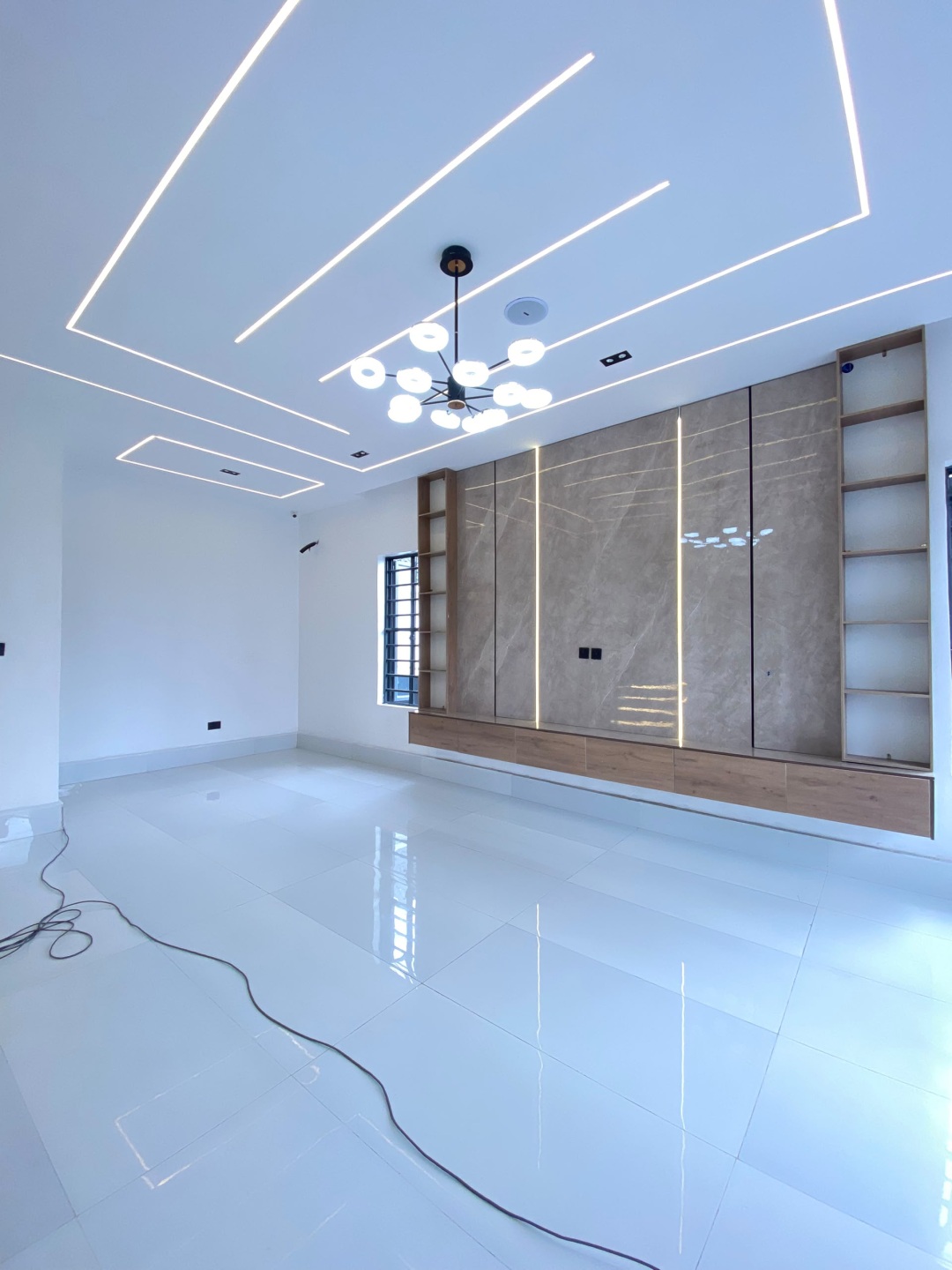 4 BEDROOM SEMI DETACHED-DUPLEX WITH BQ
