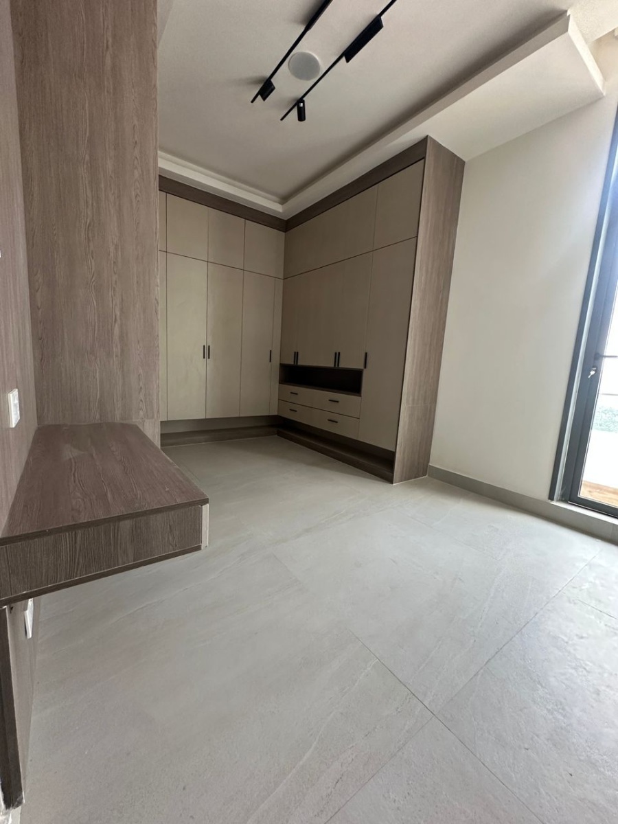 4 Bedroom Apartments With BQ