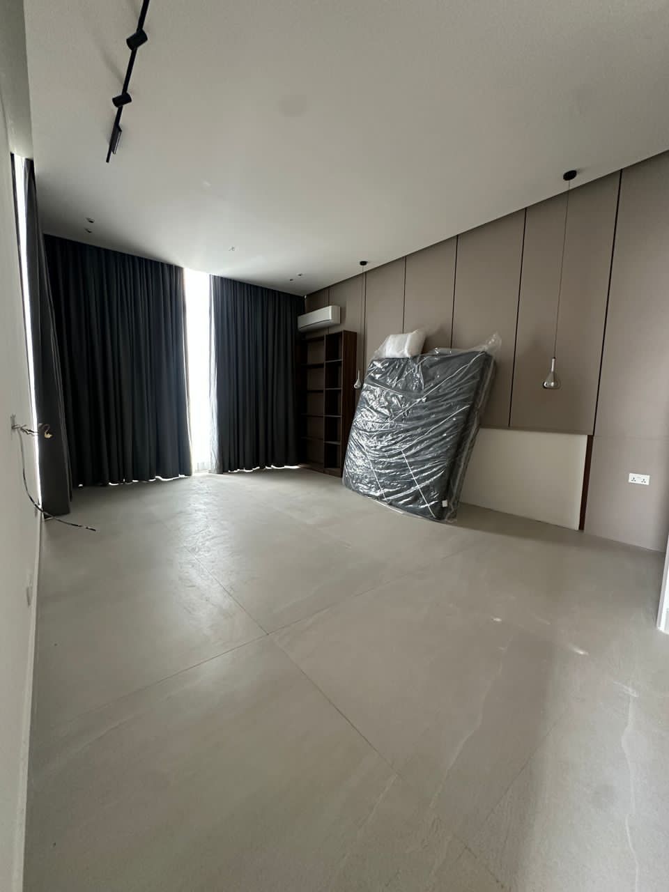 4 Bedroom Apartments With BQ