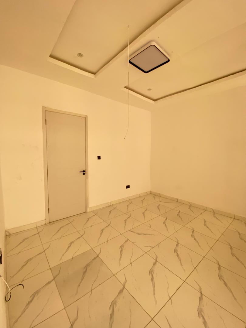 4 BEDROOM SEMI DETACHED DUPLEX