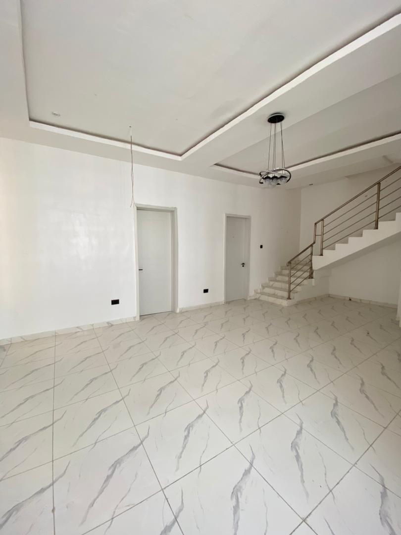 4 BEDROOM SEMI DETACHED DUPLEX