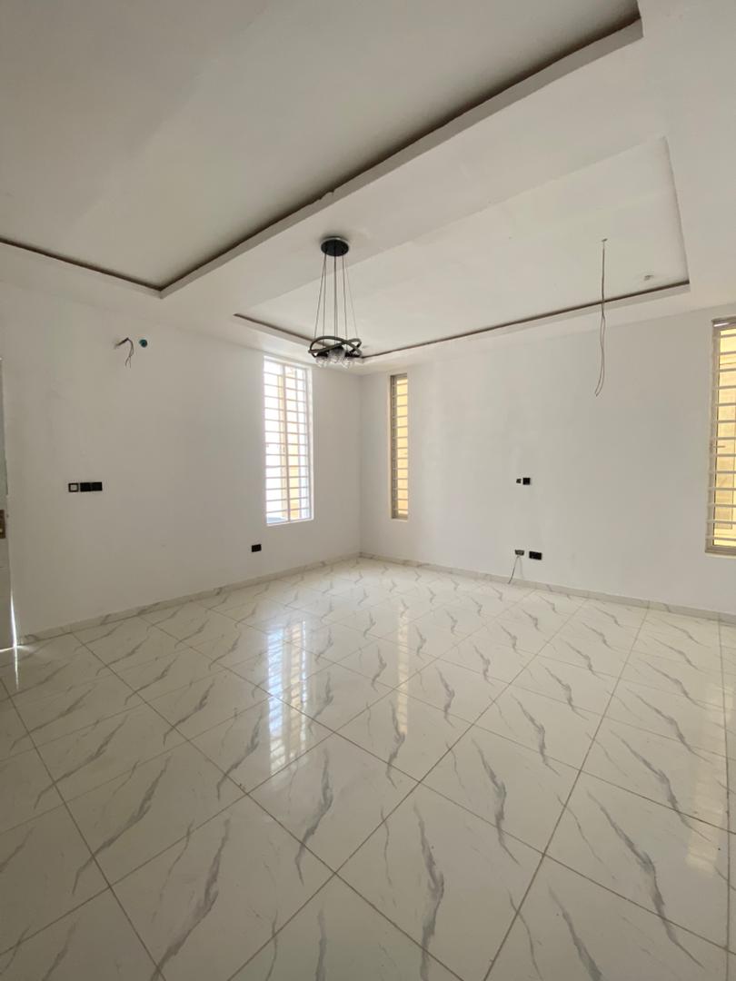 4 BEDROOM SEMI DETACHED DUPLEX
