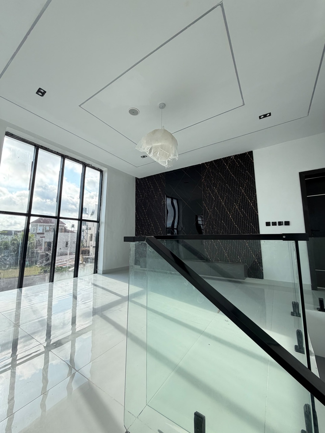 4 BEDROOM FULLY DETACHED DUPLEX WITH BQ