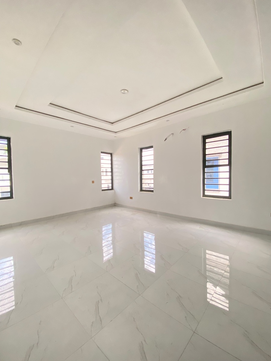 4 BEDROOM SEMI- DETACHED DUPLEX WITH BQ