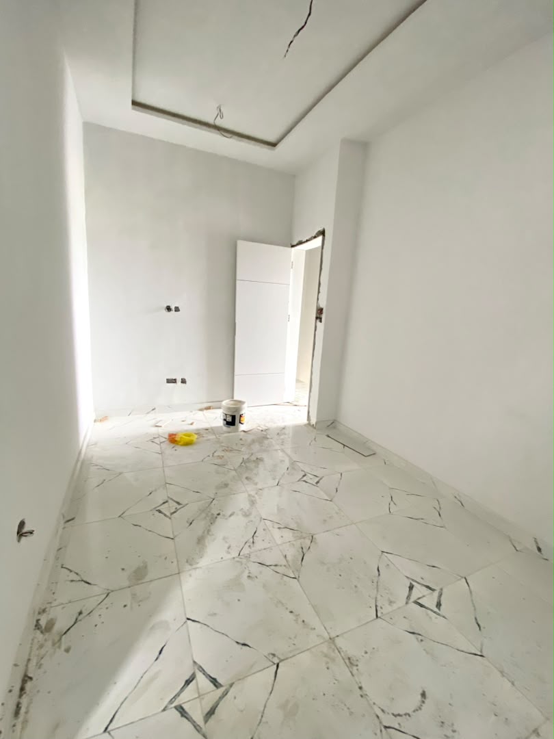 4 BEDROOM SEMI-DETACHED DUPLEX WITH BQ