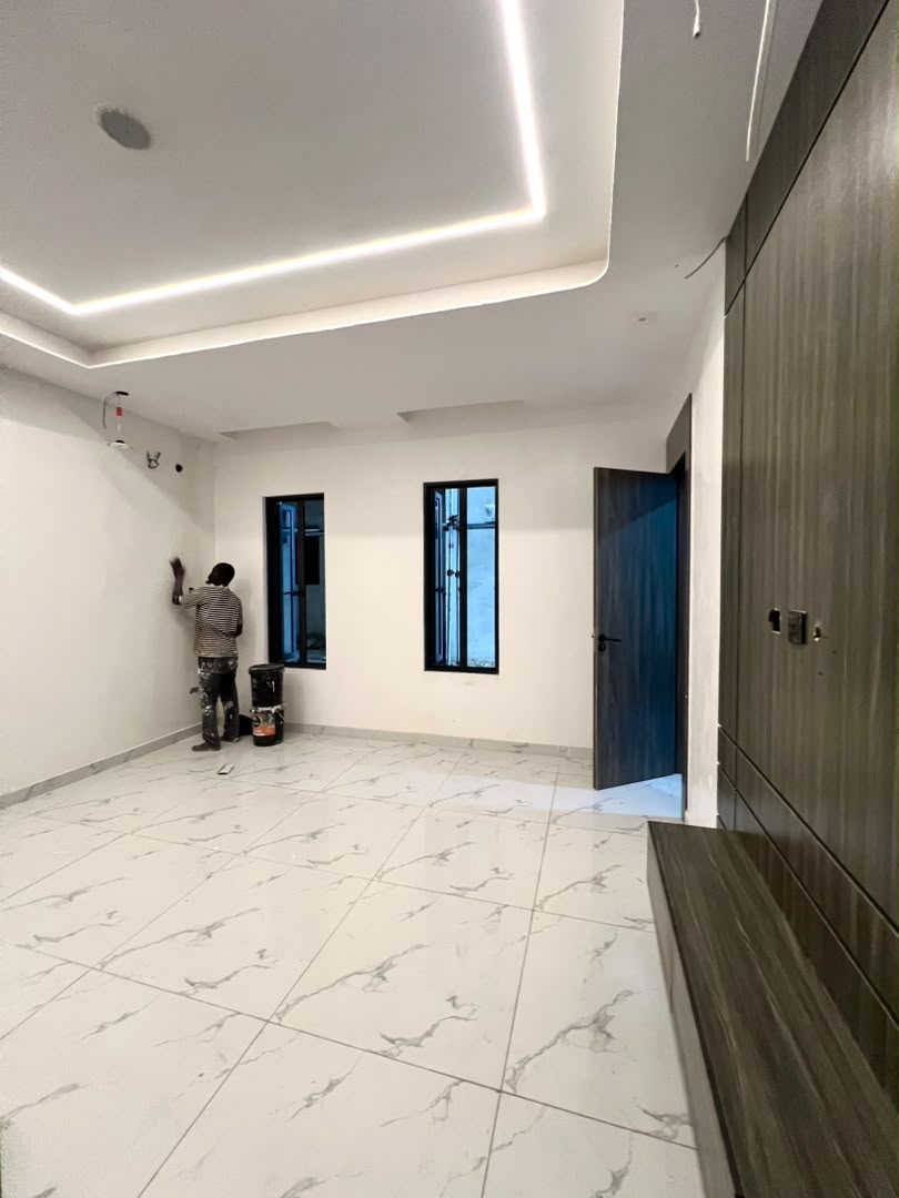 2 And 3 BEDROOM APARTMENTS WITH SWIMMING POOL, ELEVATOR AND GYM