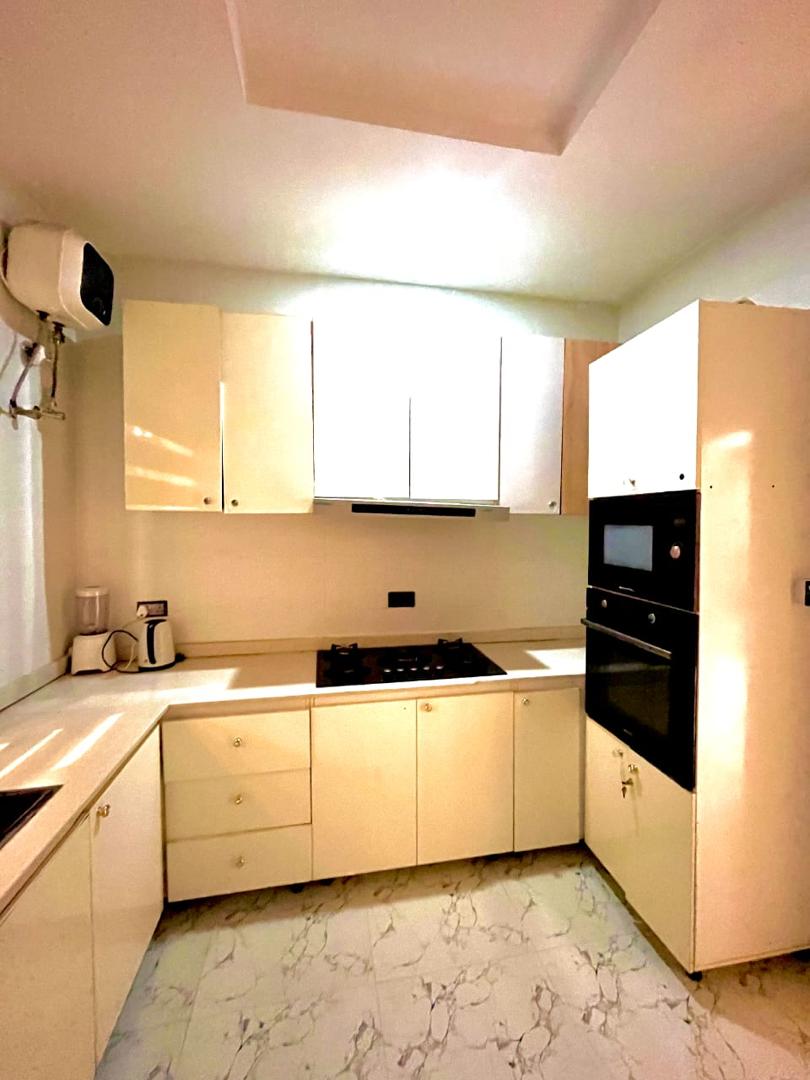 4 BEDROOM DETACHED DUPLEX OFF BANANA-ISLAND ROAD.