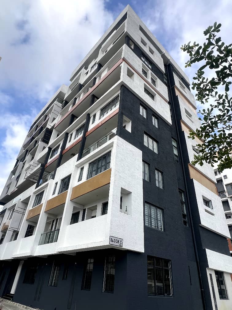 MODERN 3 BEDROOM GROUND FLOOR FLAT WITH BQ