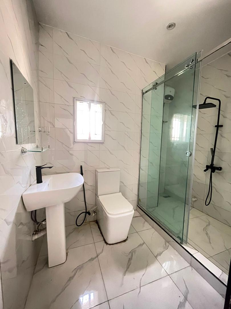 3 BEDROOM TERRACE DUPLEX WITH BQ