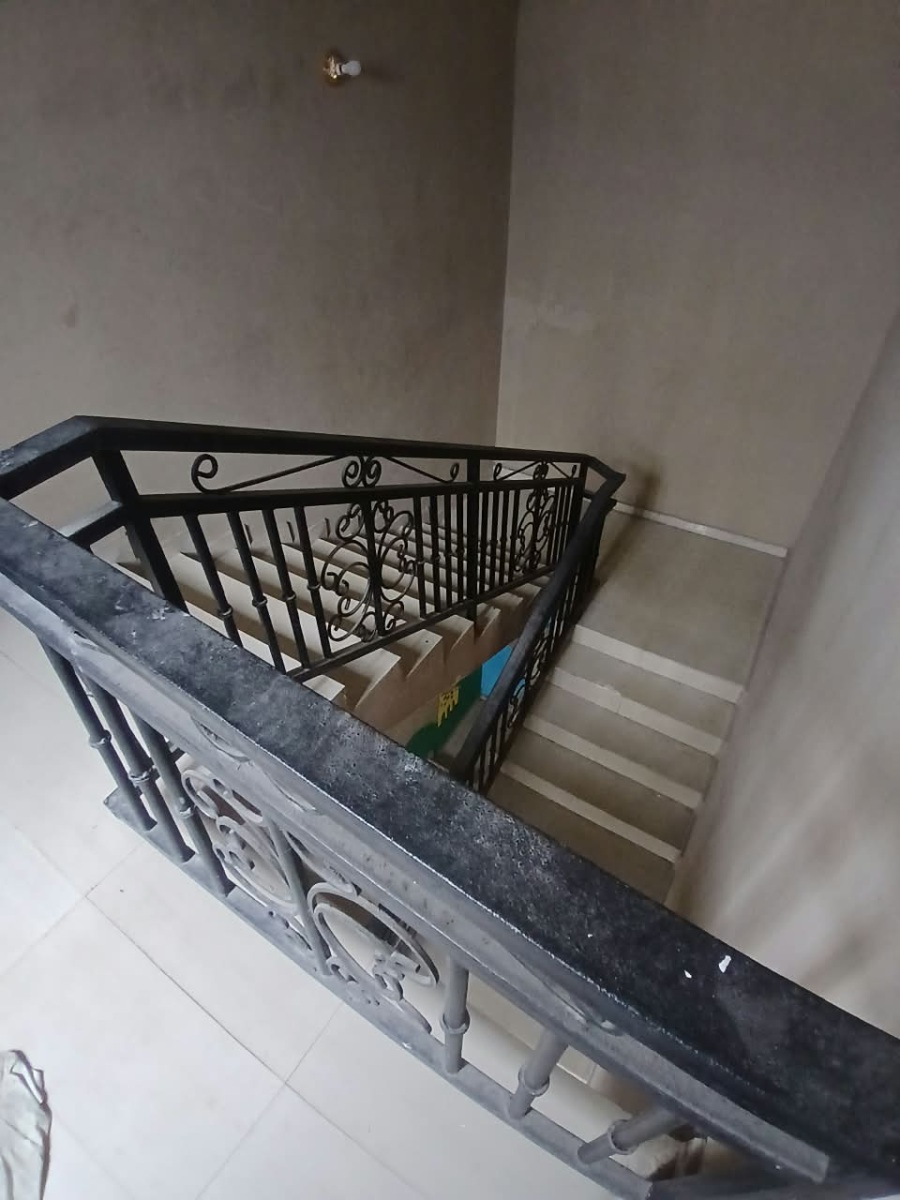 Spacious Studio Apartment