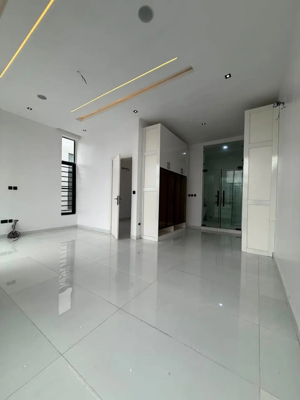 BRAND NEW LUXURY 4 BEDROOM FULLY DETACHED DUPLEX WITH BQ