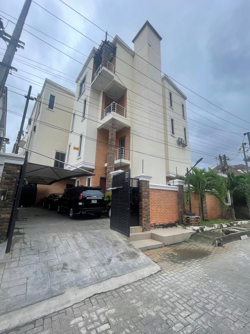 Luxury 4 Bedroom Detached Duplex With BQ And Swimming Pool- Ikoyi