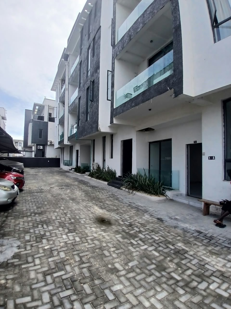 Serviced 2 Bedroom Flat for Sale in Ikate, Lekki