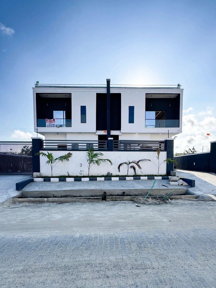3 Bedroom Apartment In Ikoyi