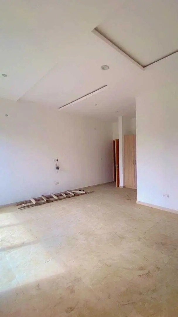5 Bedroom Detached Home In Lekki