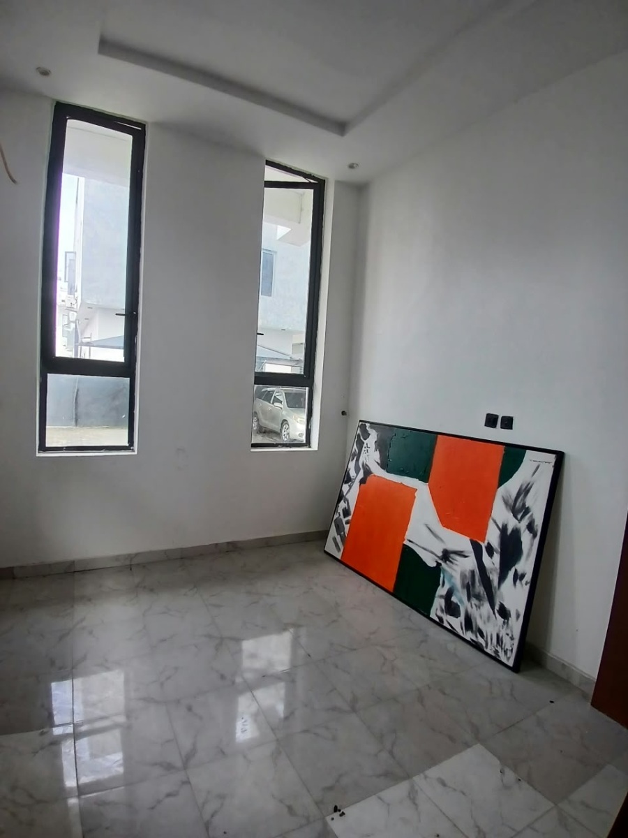 Serviced 2 Bedroom Flat for Sale in Ikate, Lekki