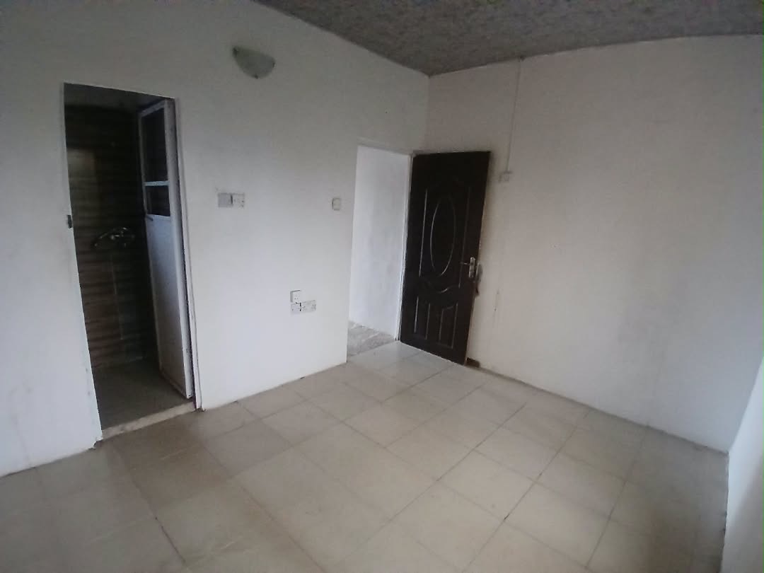 1 Bedroom Mini flat with inverter