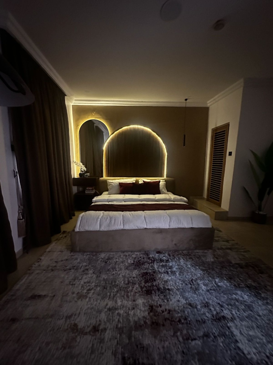 Luxury 3 Bedroom Smart Apartment in Lekki Phase1