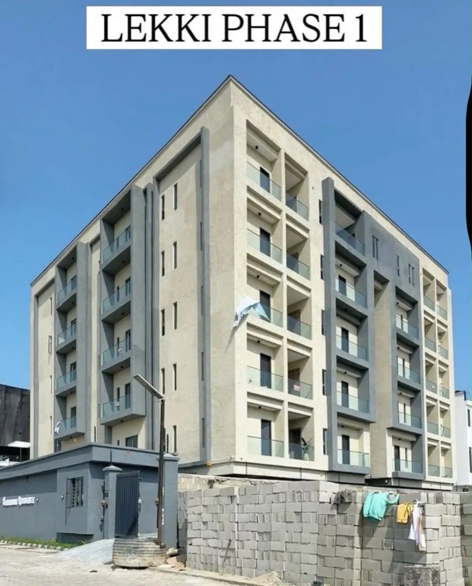 SERVICED 1 AND 2 BEDROOM APARTMENT- LEKKI