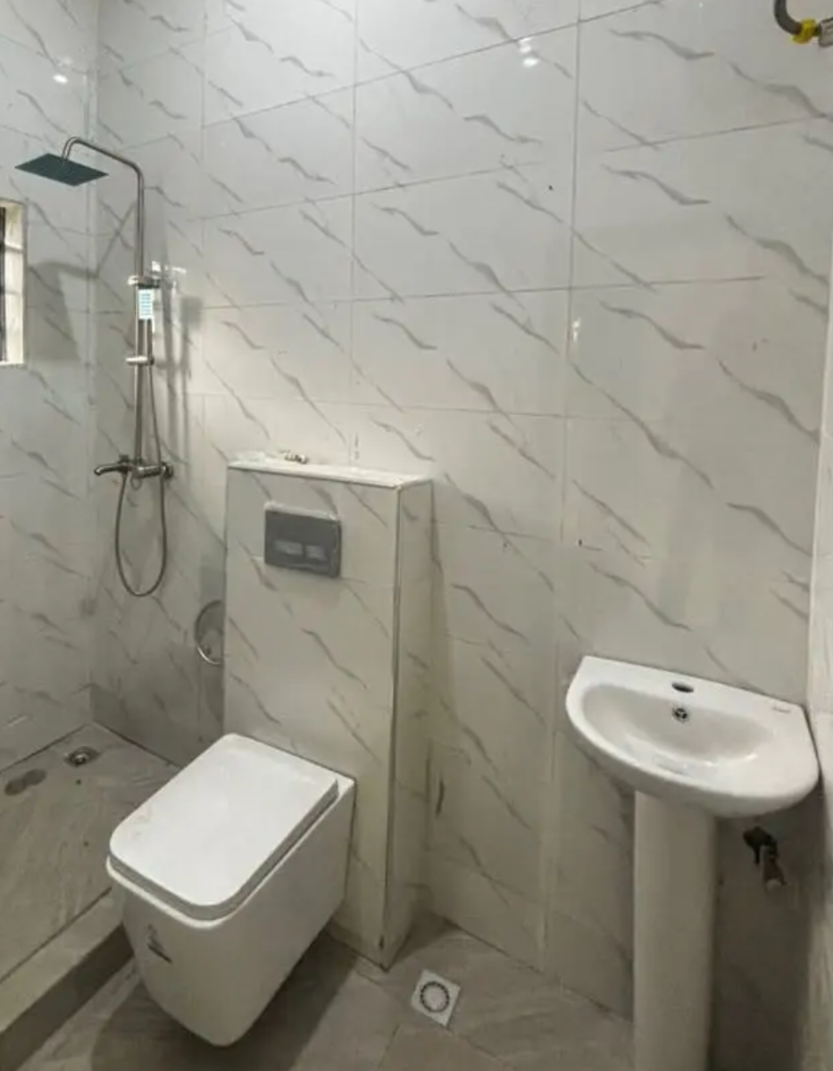 2 Bedroom Flat Apartment