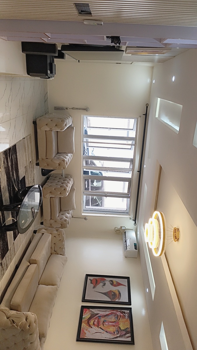 3 Bedroom Apartment in Oniru