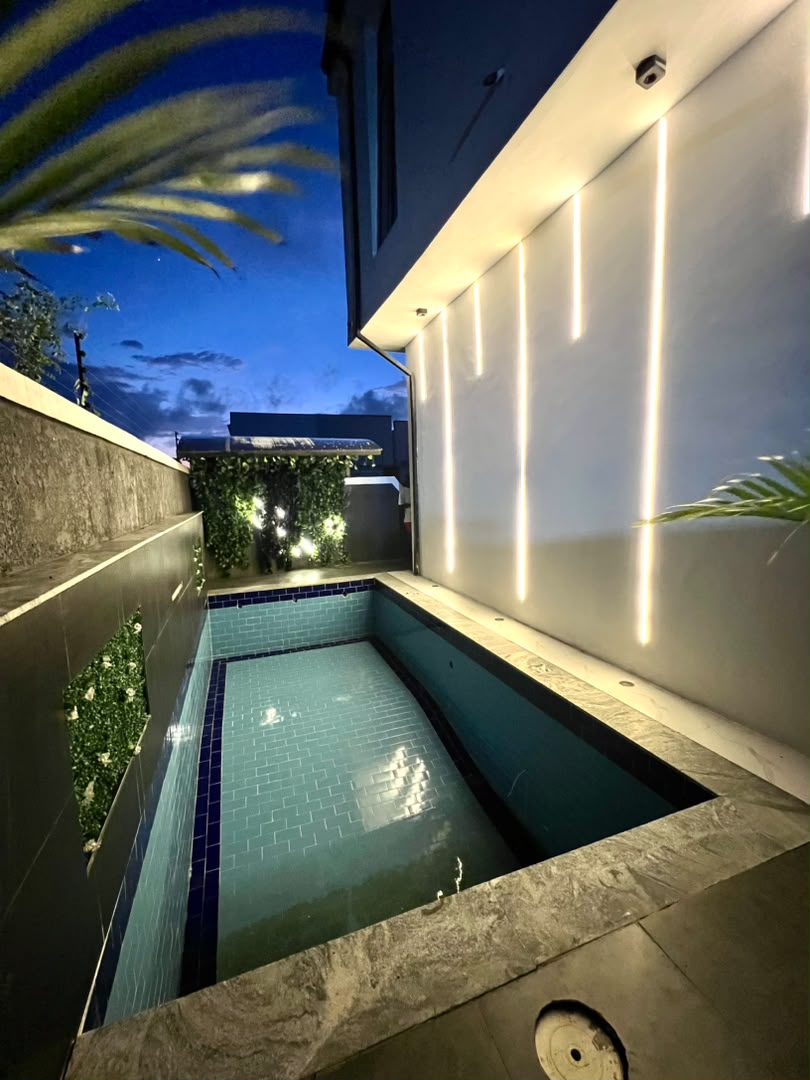 5 BEDROOM DETACHED DUPLEX WITH SWIMMING POOL AND BQ