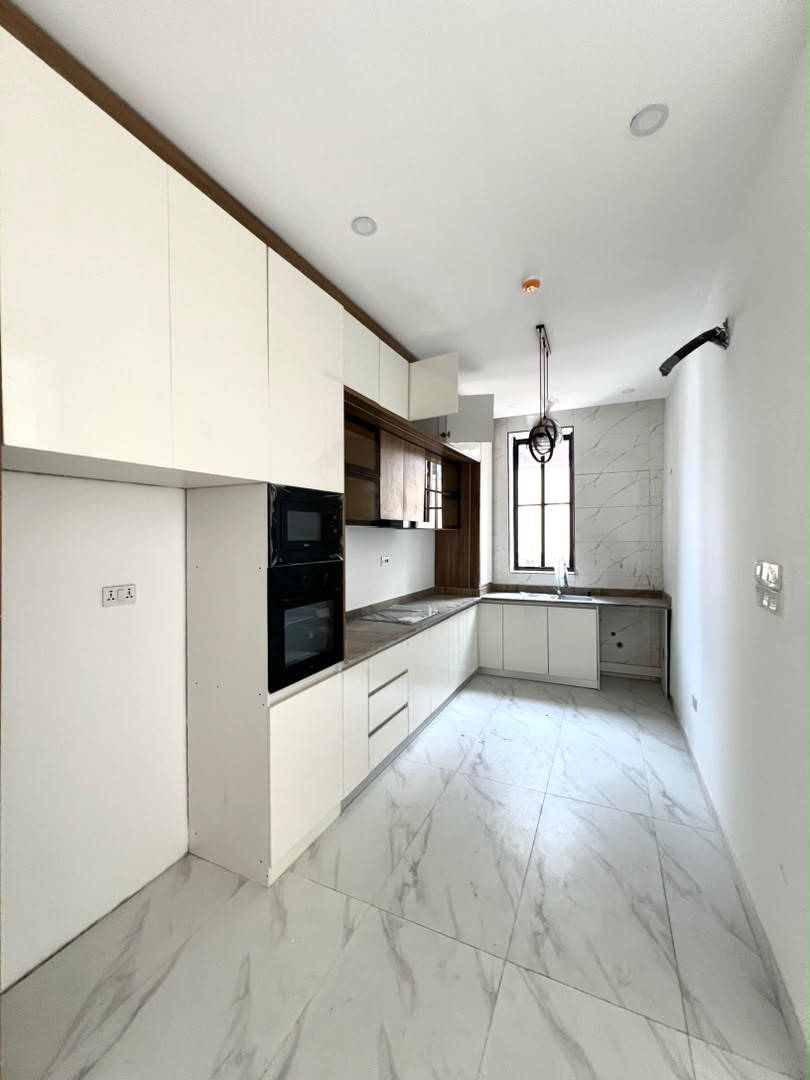 2 BEDROOM APARTMENTS WITH ELEVATOR AND GYM